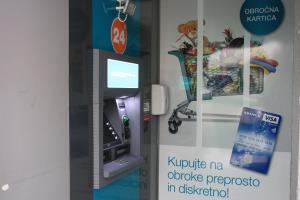 montaža razkuževalnikov bankomati (2)